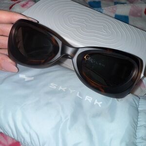 Skylark glasses